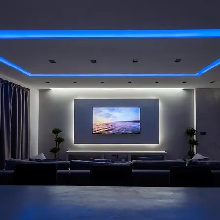 Luxury 2 Bed In The Heart Of St Julians Apartment *