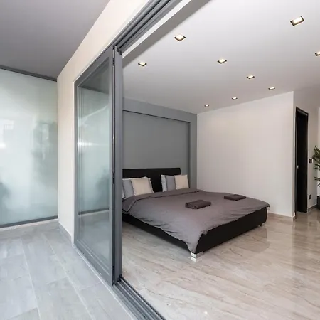 Apartment Luxury 2 Bed In The Heart Of St Julians