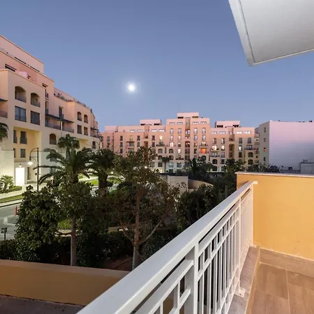 Luxury 2 Bed In The Heart Of St Julians