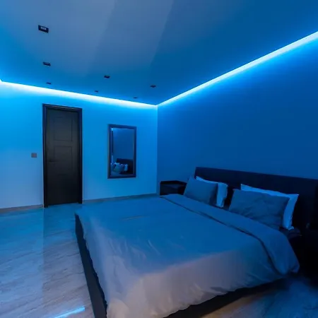 Luxury 2 Bed In The Heart Of St Julians 아파트 *