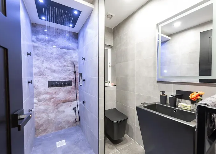 Luxury 2 Bed In The Heart Of St Julians