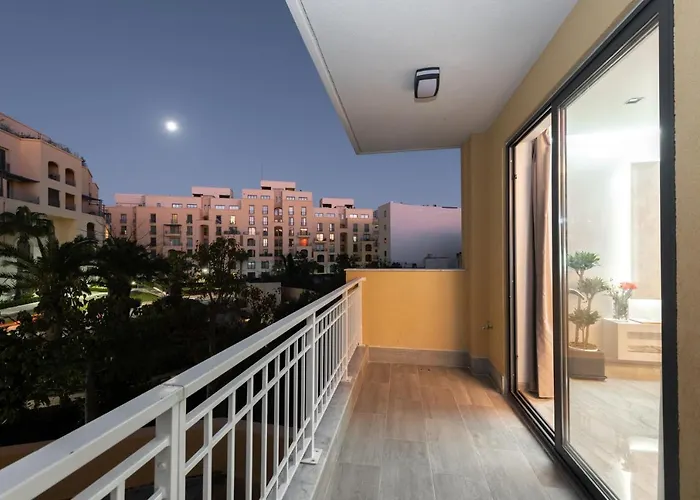 Luxury 2 Bed In The Heart Of St Julians Daire Saint Julian's