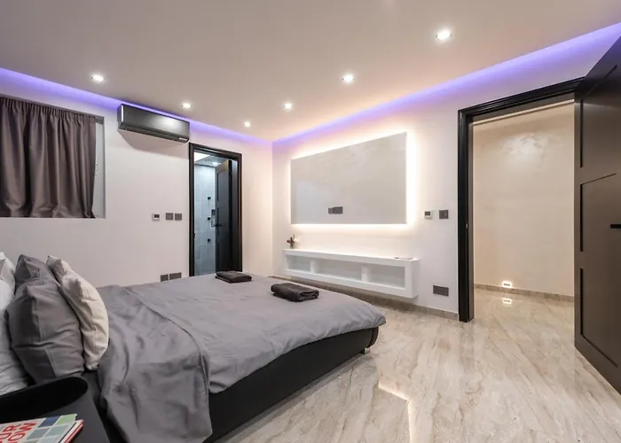 Luxury 2 Bed In The Heart Of St Julians