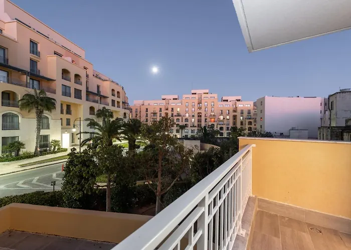 Luxury 2 Bed In The Heart Of St Julians