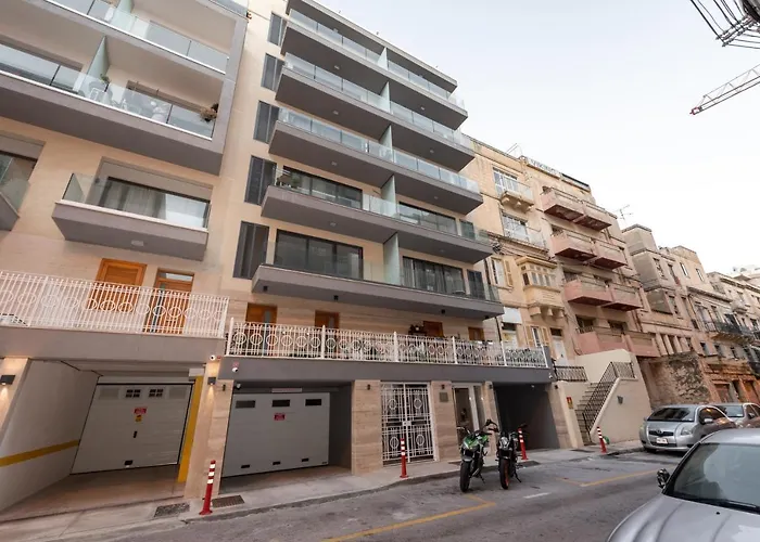 Luxury 2 Bed In The Heart Of St Julians * San Ġiljan