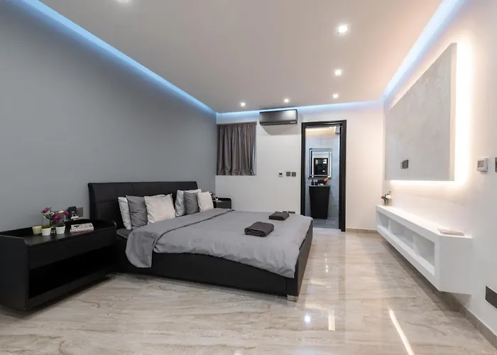 Apartment Luxury 2 Bed In The Heart Of St Julians *